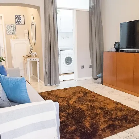Apartamento Almada 665 13 *
